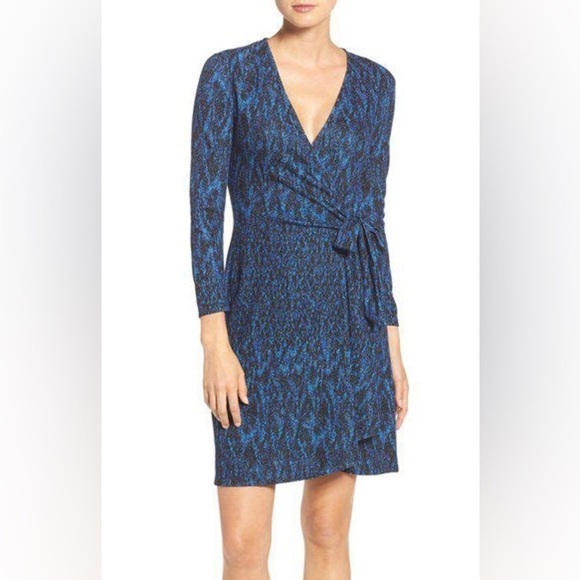 BCBGMAXAZRIA Adele Black & Blue Long Sleeve Knit Wrap Front Dress - Picture 1 of 13